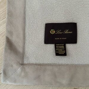 LORO PIANA Cashmere Blanket, measuring 57 inches x 75 inches